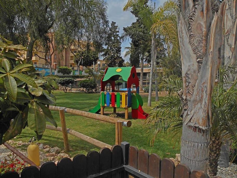 Apartment Caronte Malaga Bagian luar foto